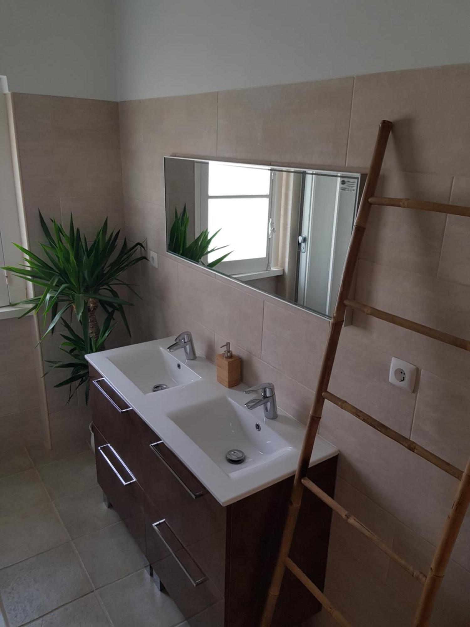Green Element Guesthouse Costa da Caparica Extérieur photo